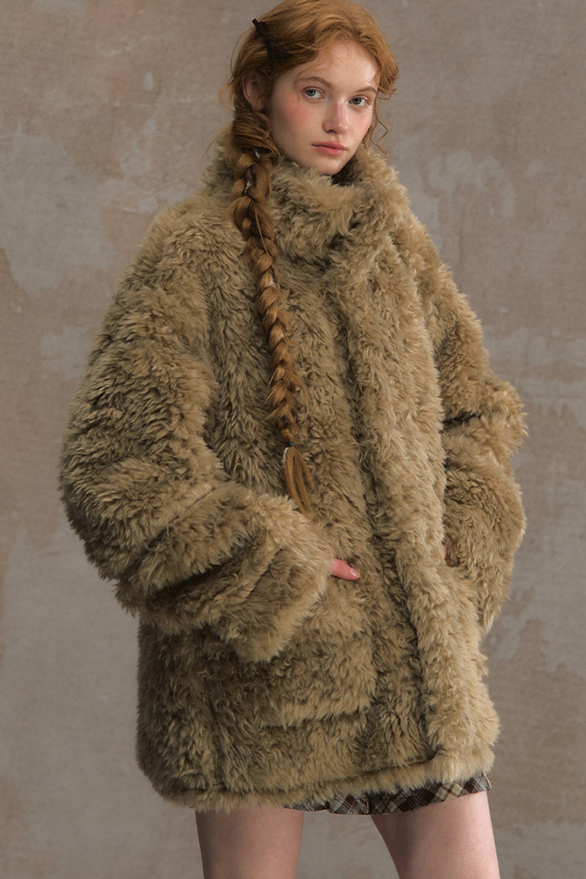 Wendbare flauschige Lammwolljacke