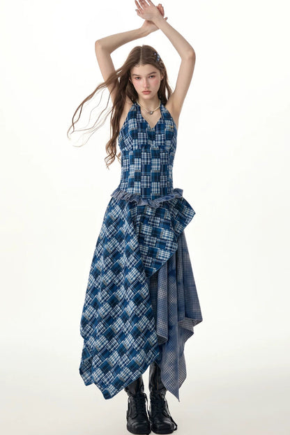 Blau kariertes asymmetrisches Neckholder-Kleid ohne Ärmel