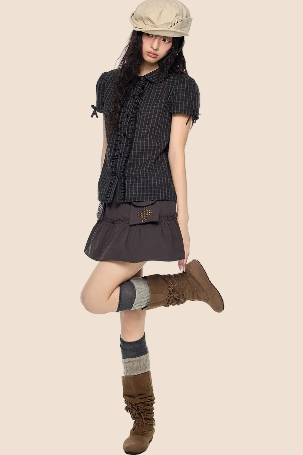 Camicia a righe con fiocco plissettato