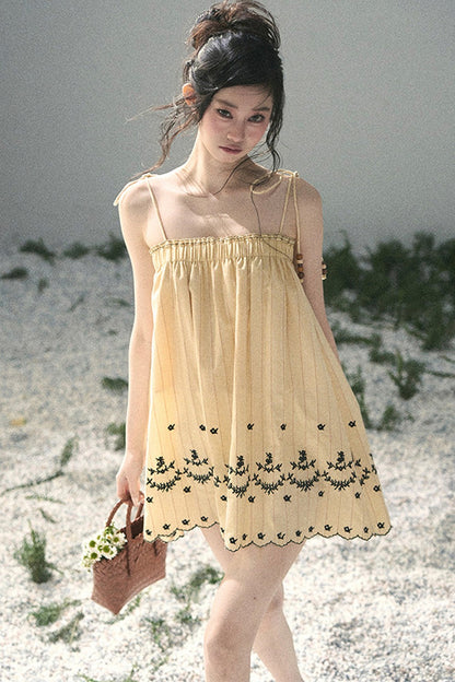 Double-Sided Wave Hem Dress