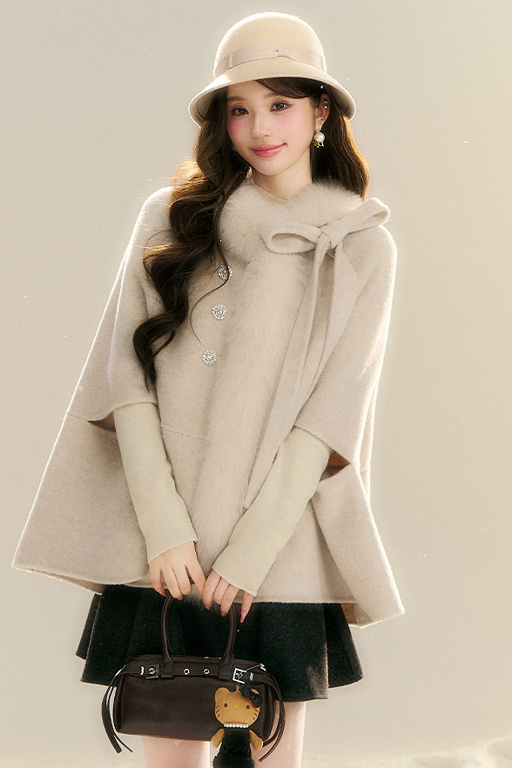 Strickoberteil in Haferbeige mit Stehkragen