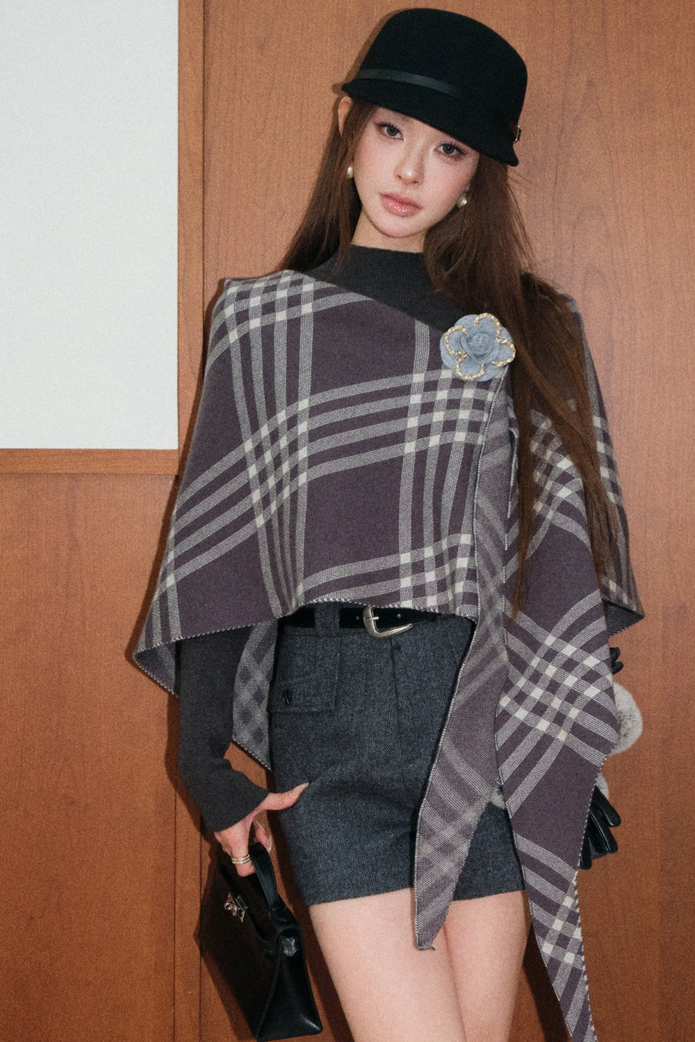 Pullover Shawl Cape and Shorts Set-Up
