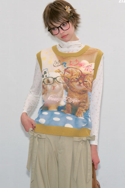 Gelbe Weste mit Katzen- und Hasenprint
