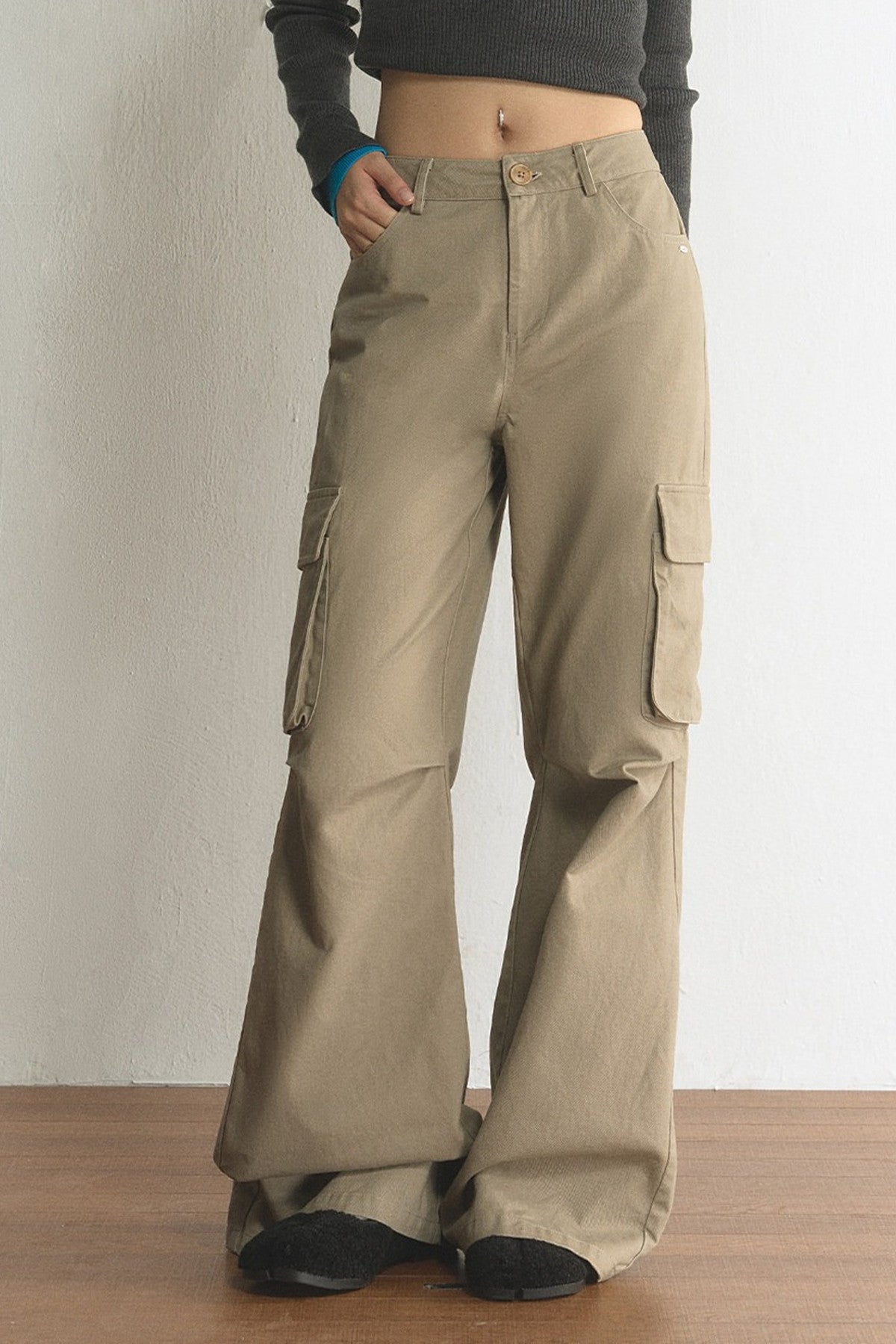 High-Waisted Wide-Leg Cargo Pants