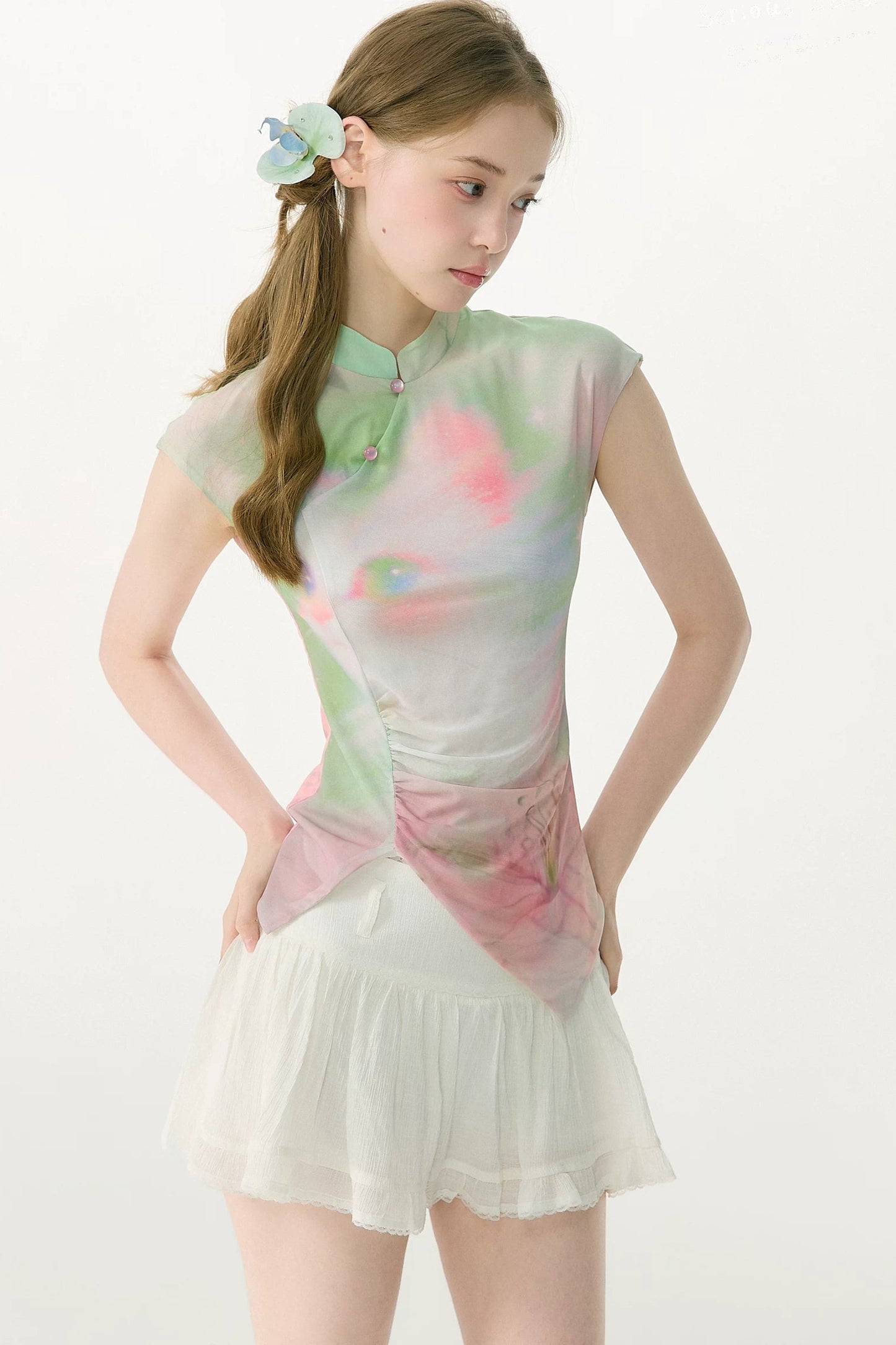 Camiseta de malla degradada con flores de ensueño