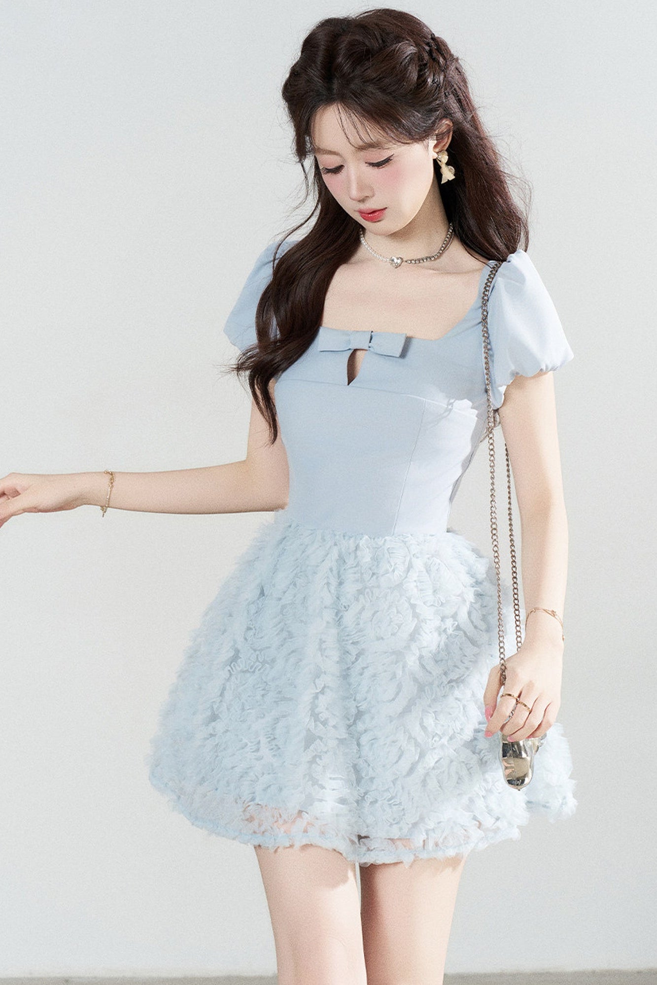 Robe élégante bleue en tulle