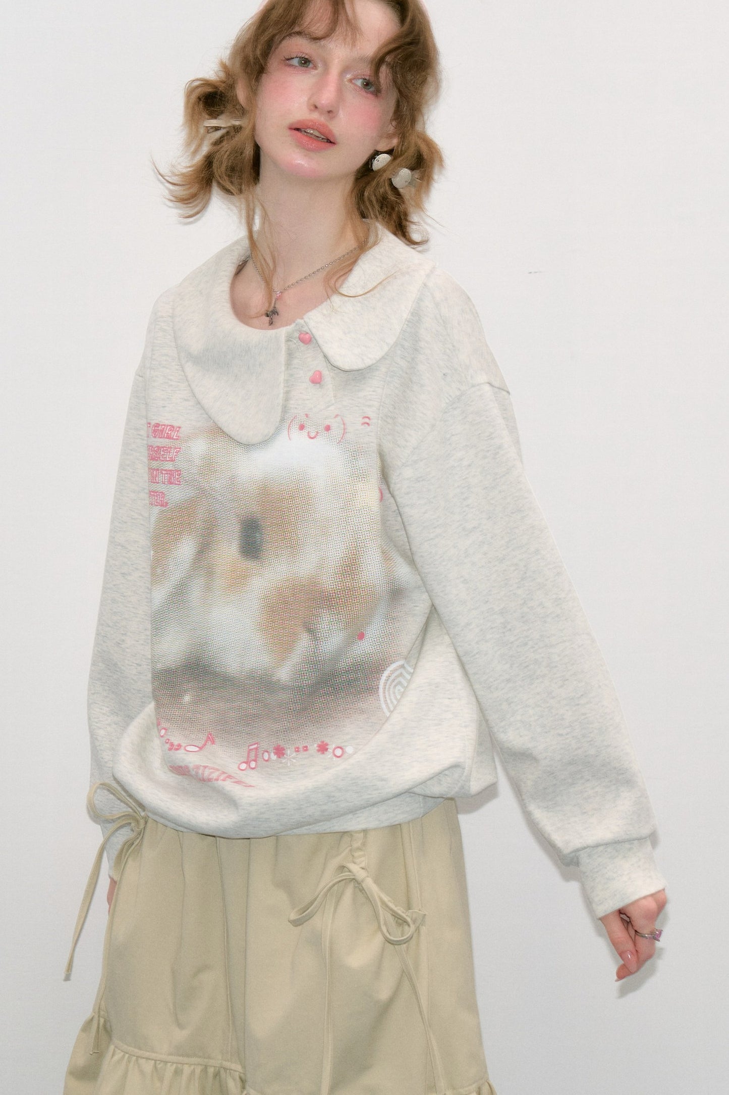 Sudadera con estampado de conejo y cuello Peter Pan