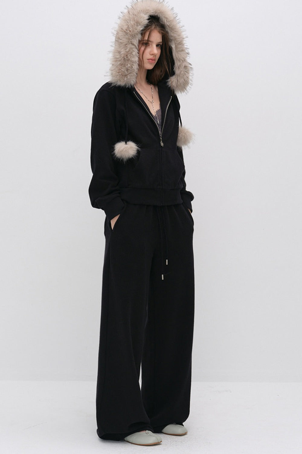 Fur Trim Hooded Sweatshirt and Sweatpants Set-Up