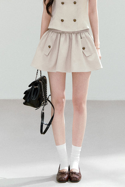 Preppy-Set aus zweireihigem Hemd mit Bubikragen und bauschigem Rock