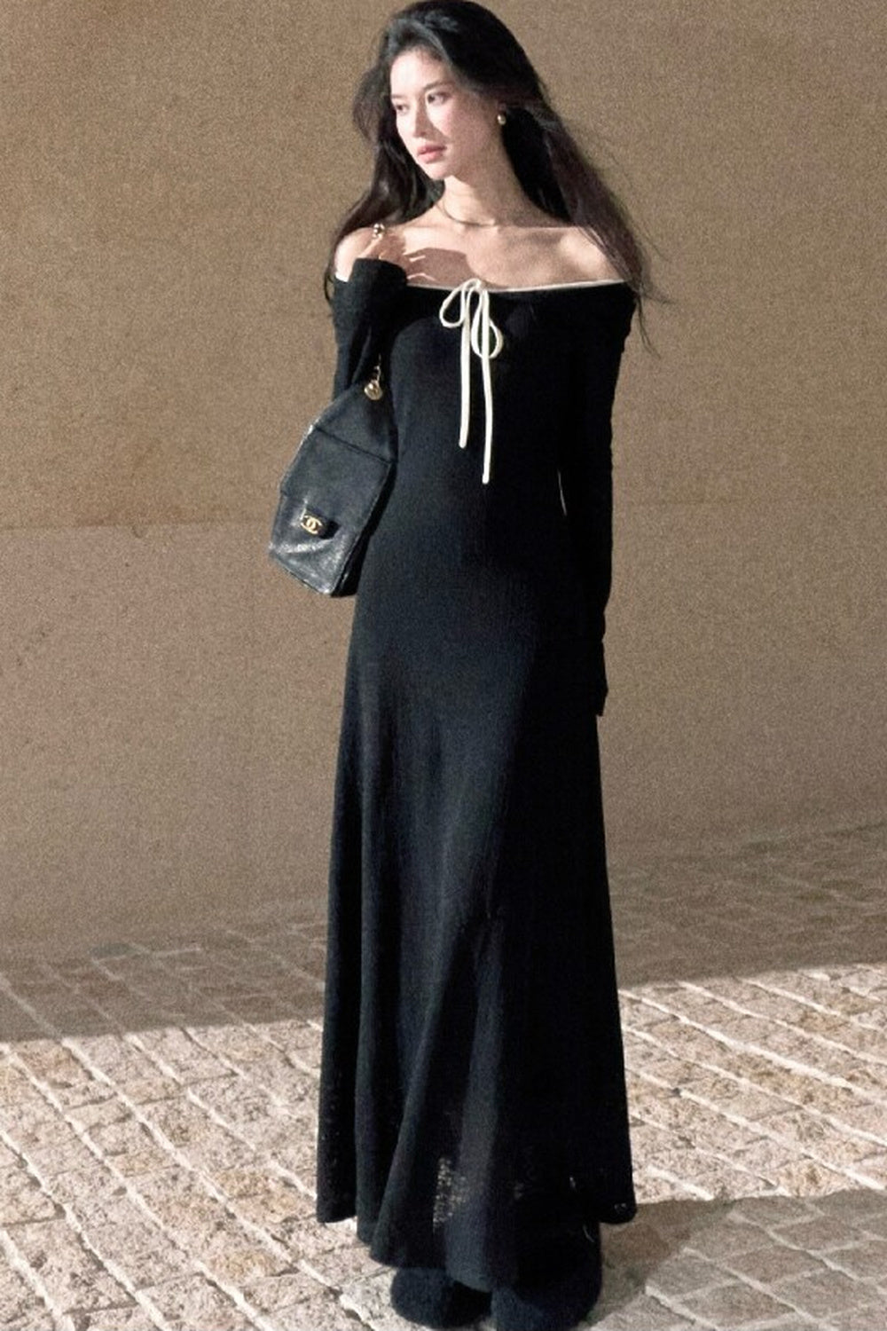 Strickkleid in A-Linie mit Struktur und Carmenausschnitt
