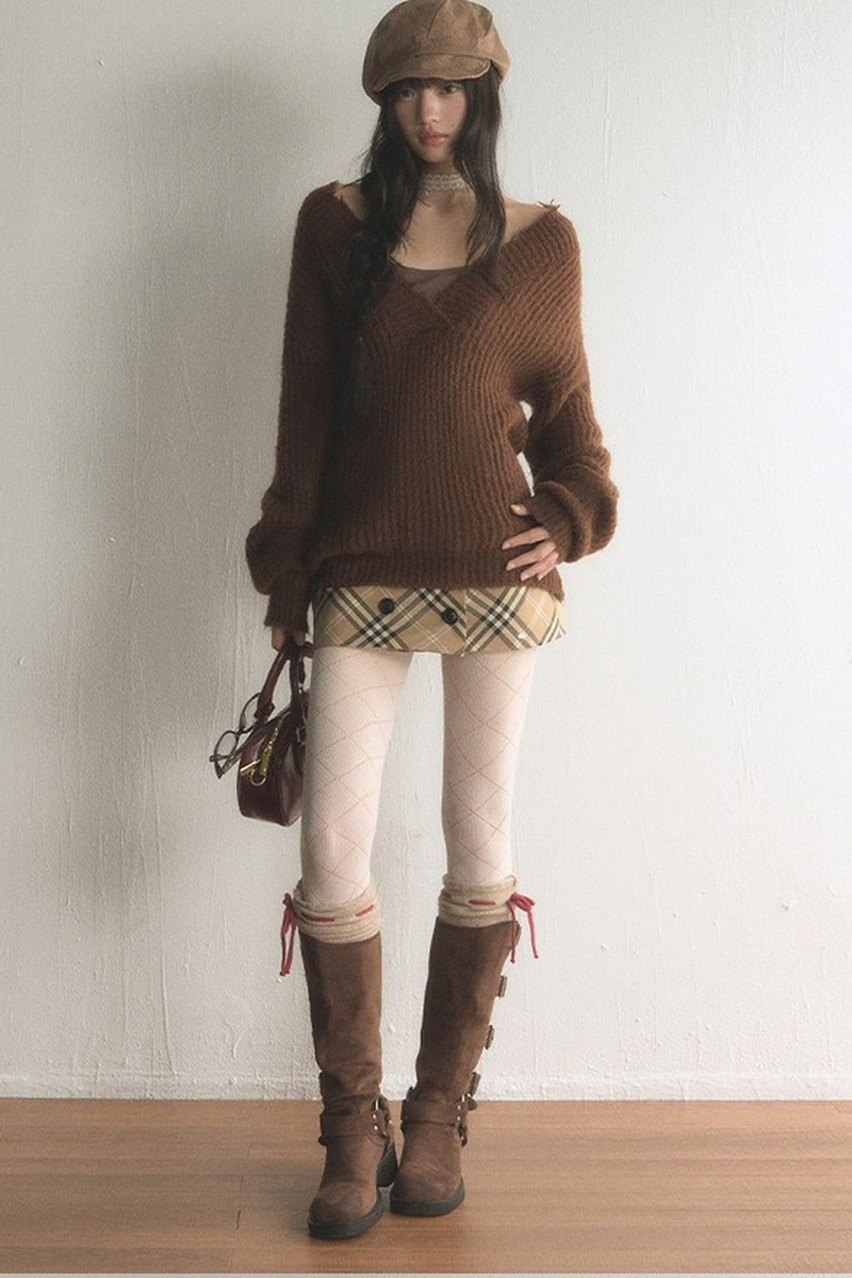Brown V-Neck Ribbed Pullover