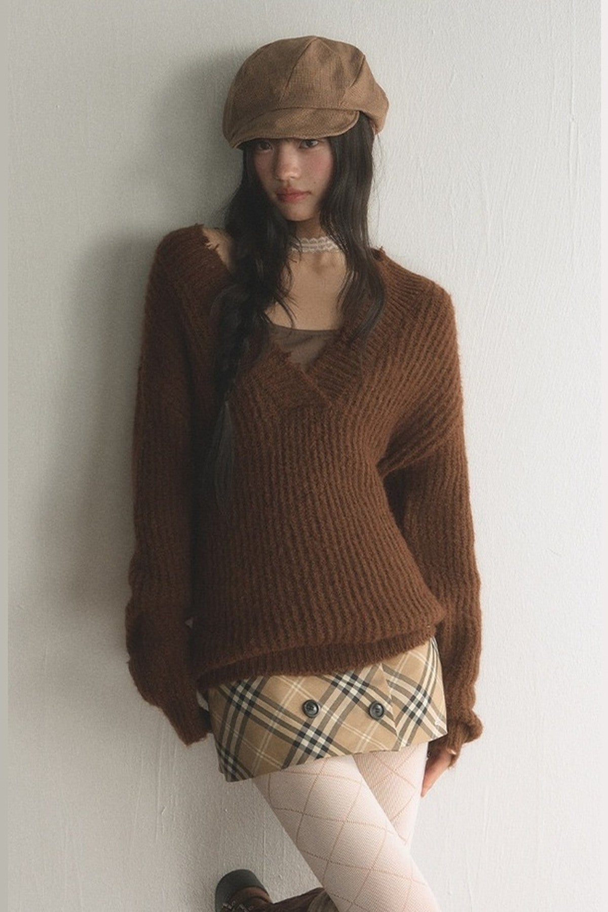 Brown V-Neck Ribbed Pullover