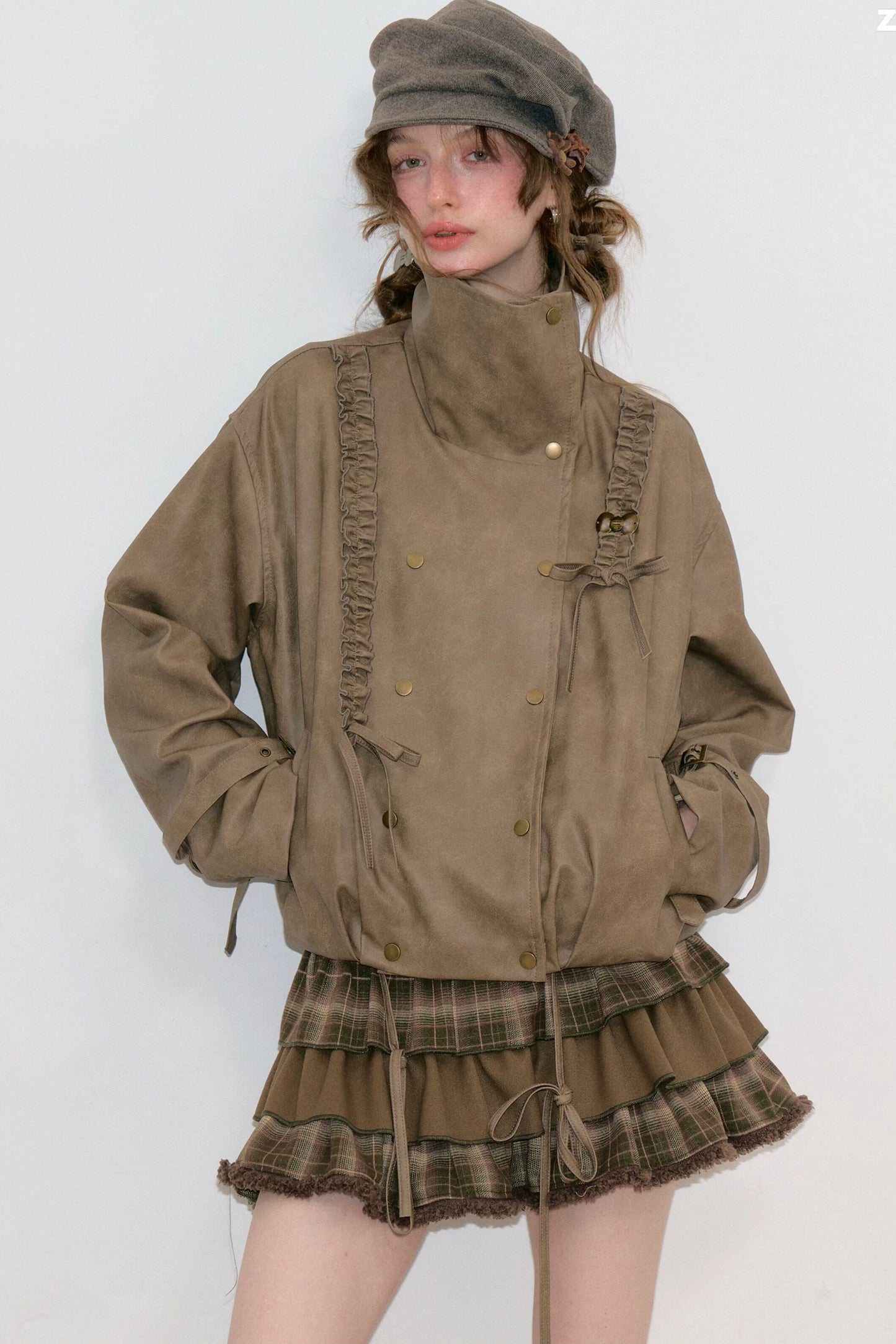 Chaqueta de cuero marrón retro