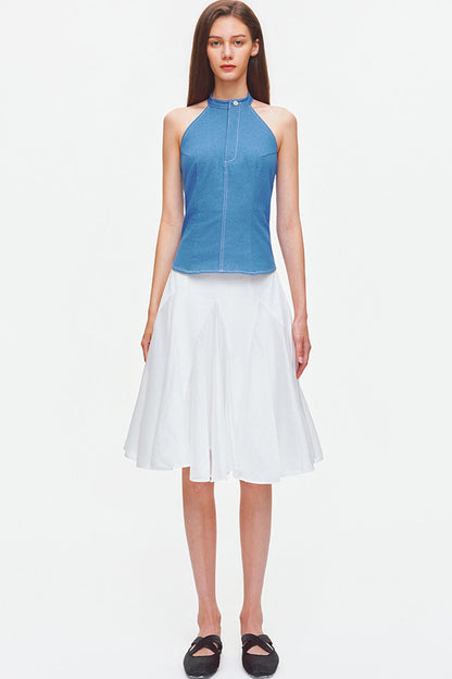 Top all'americana in denim con cuciture a contrasto e schiena scoperta