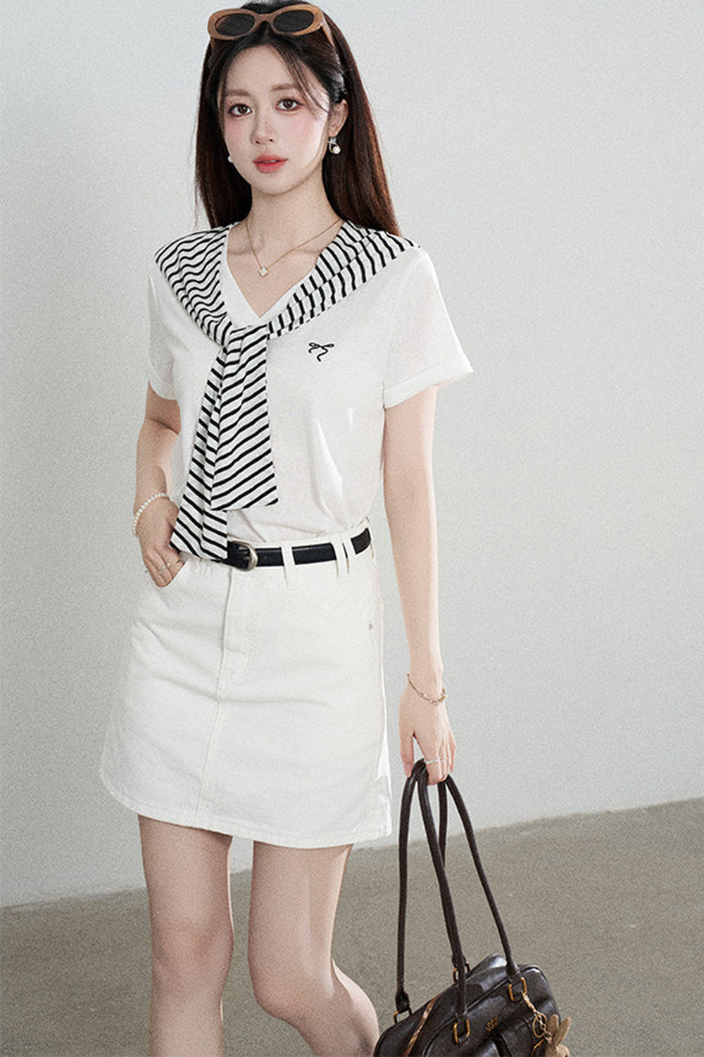 Loose Short-Sleeved Striped Shawl T-Shirt and Denim Skirt Set-Up