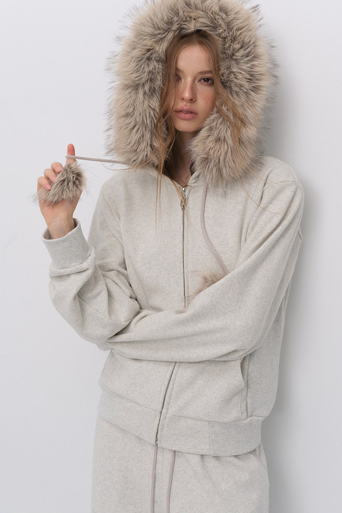 Fur Trim Hooded Sweatshirt and Sweatpants Set-Up