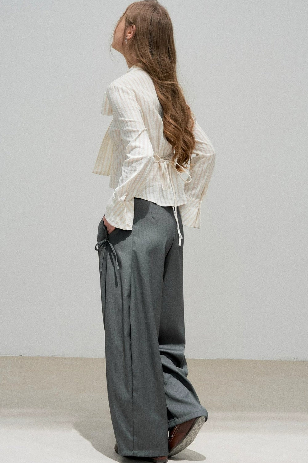 Three-Dimensional Bow Striped Blouse