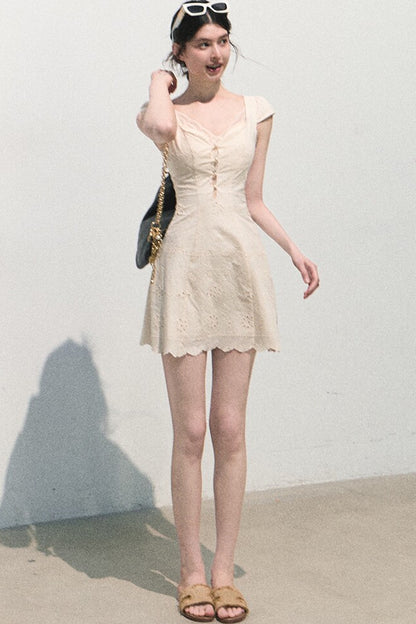 Trägerkleid mit französischer Spitze