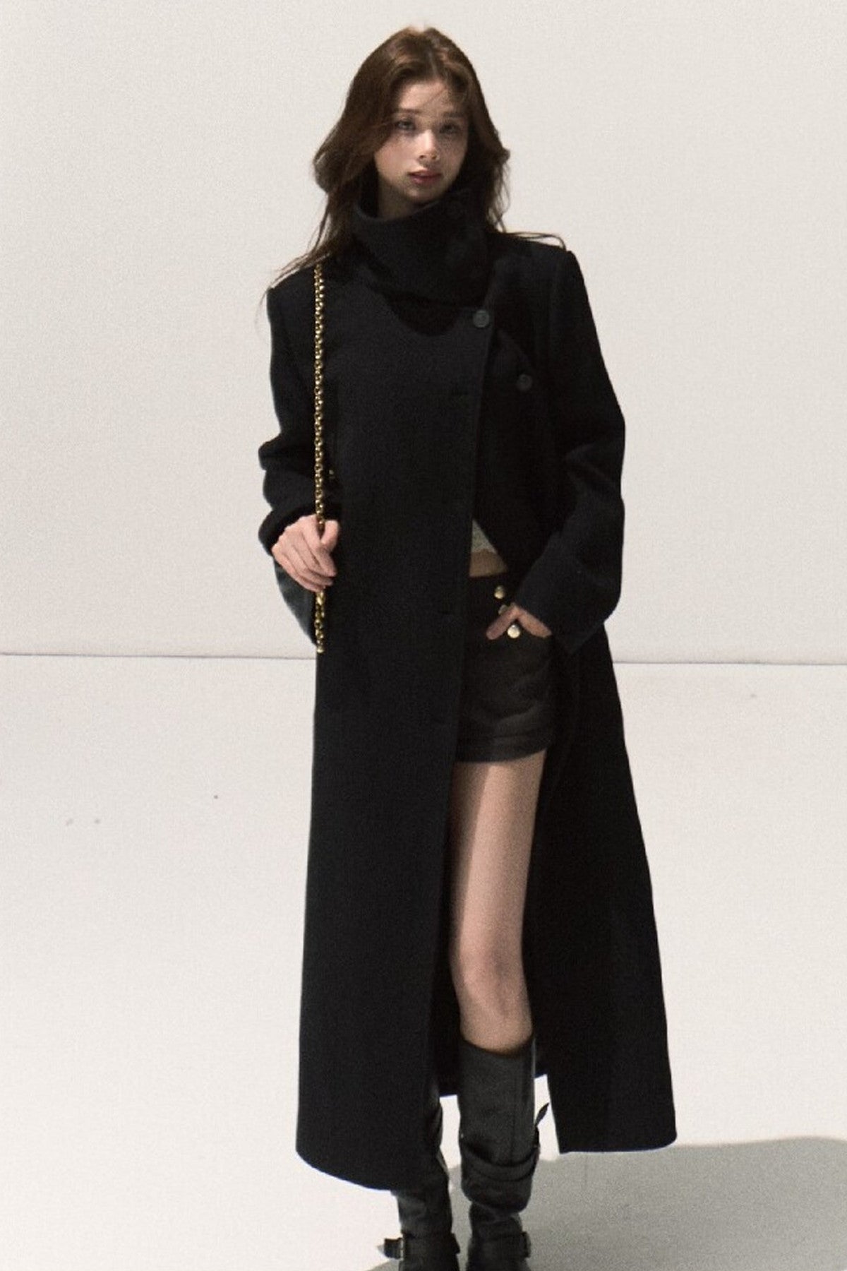 Manteau long en laine à col cheminée