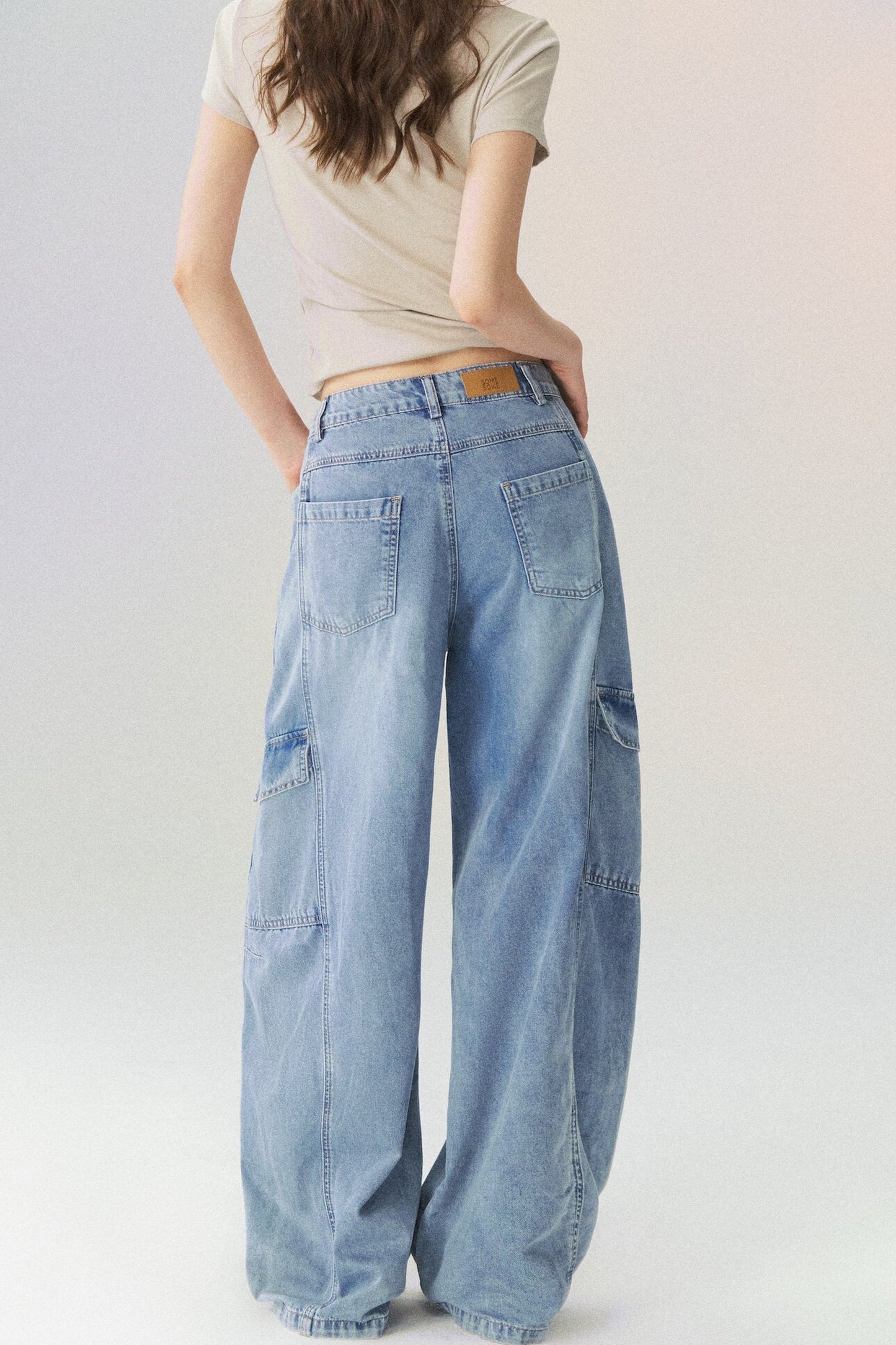 Multi-Pocket Wide-Leg Denim Jeans