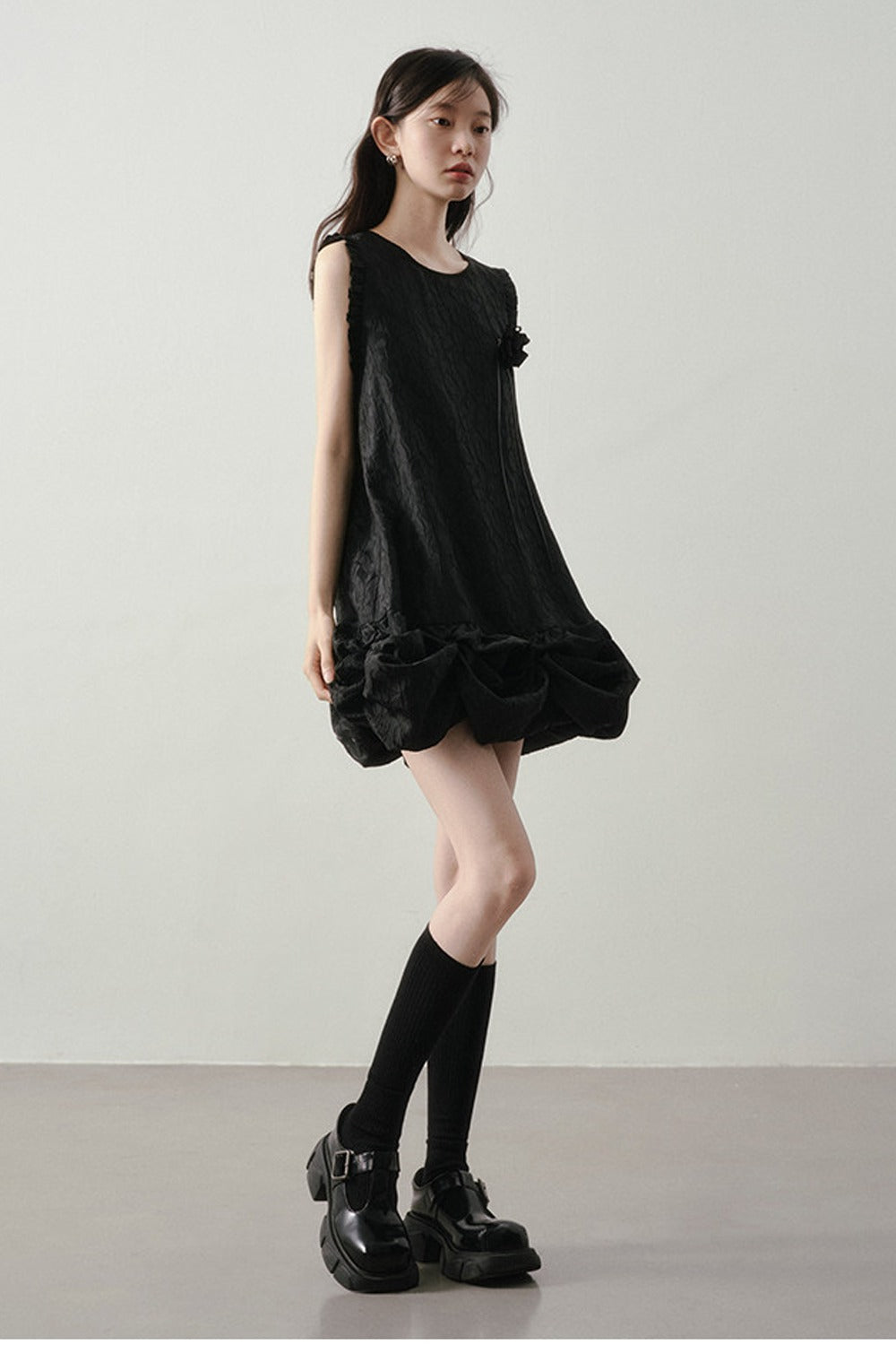 Vestido de jacquard floral rosa madera