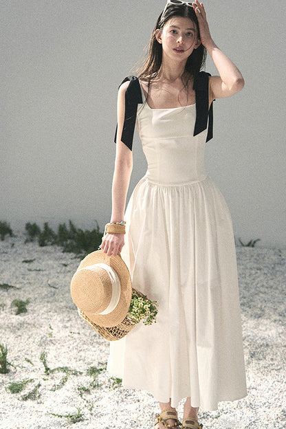 Vestido de tirantes de estilo francés