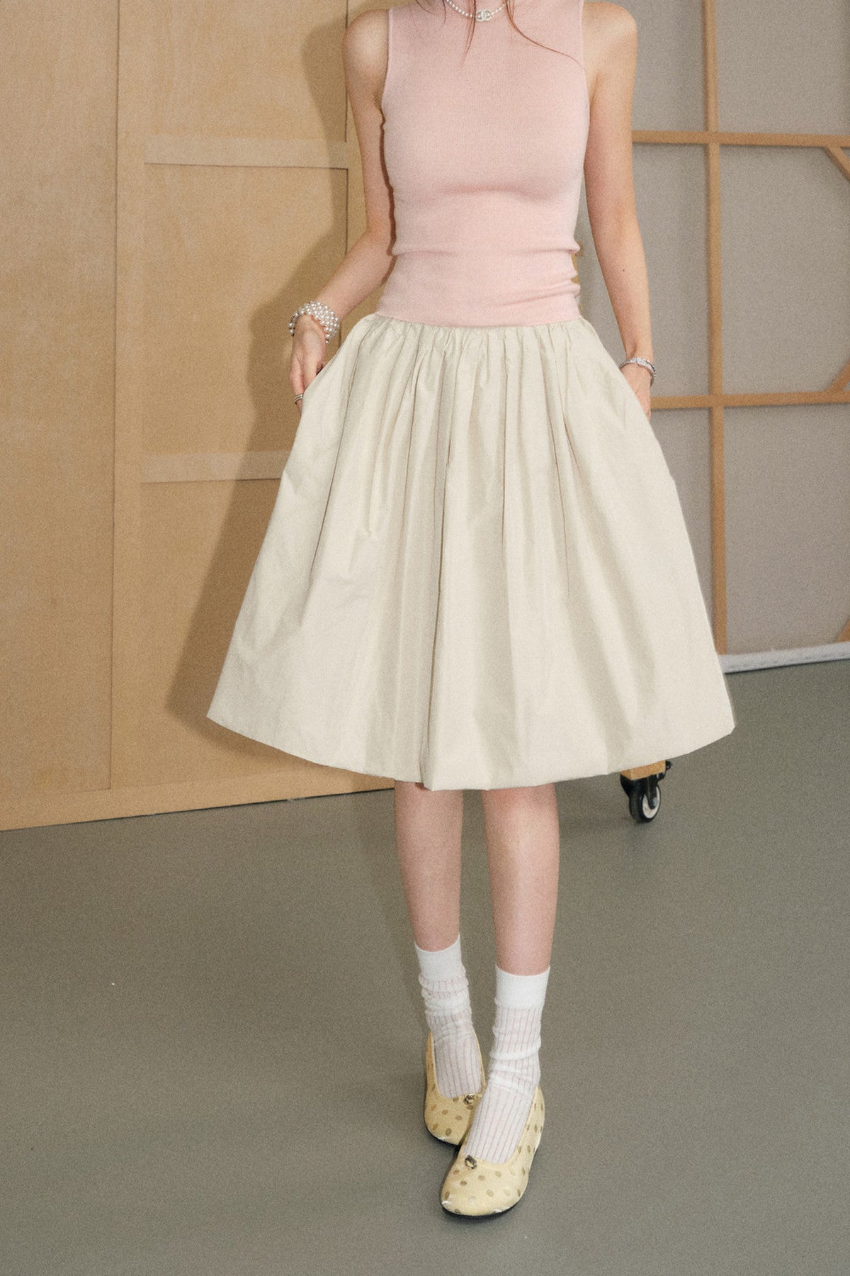 Mid-Sleeve Brushed Wool Pullover Top and A-Line Skirt Set-Up