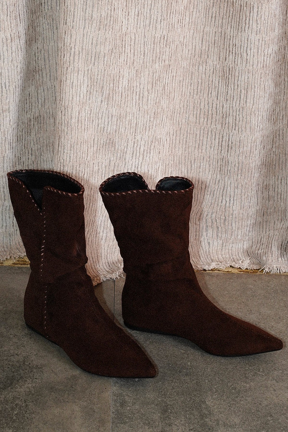 Retro Suede Western Mid-Calf Boots