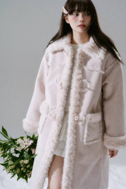 Manteau long à boutons en corne
