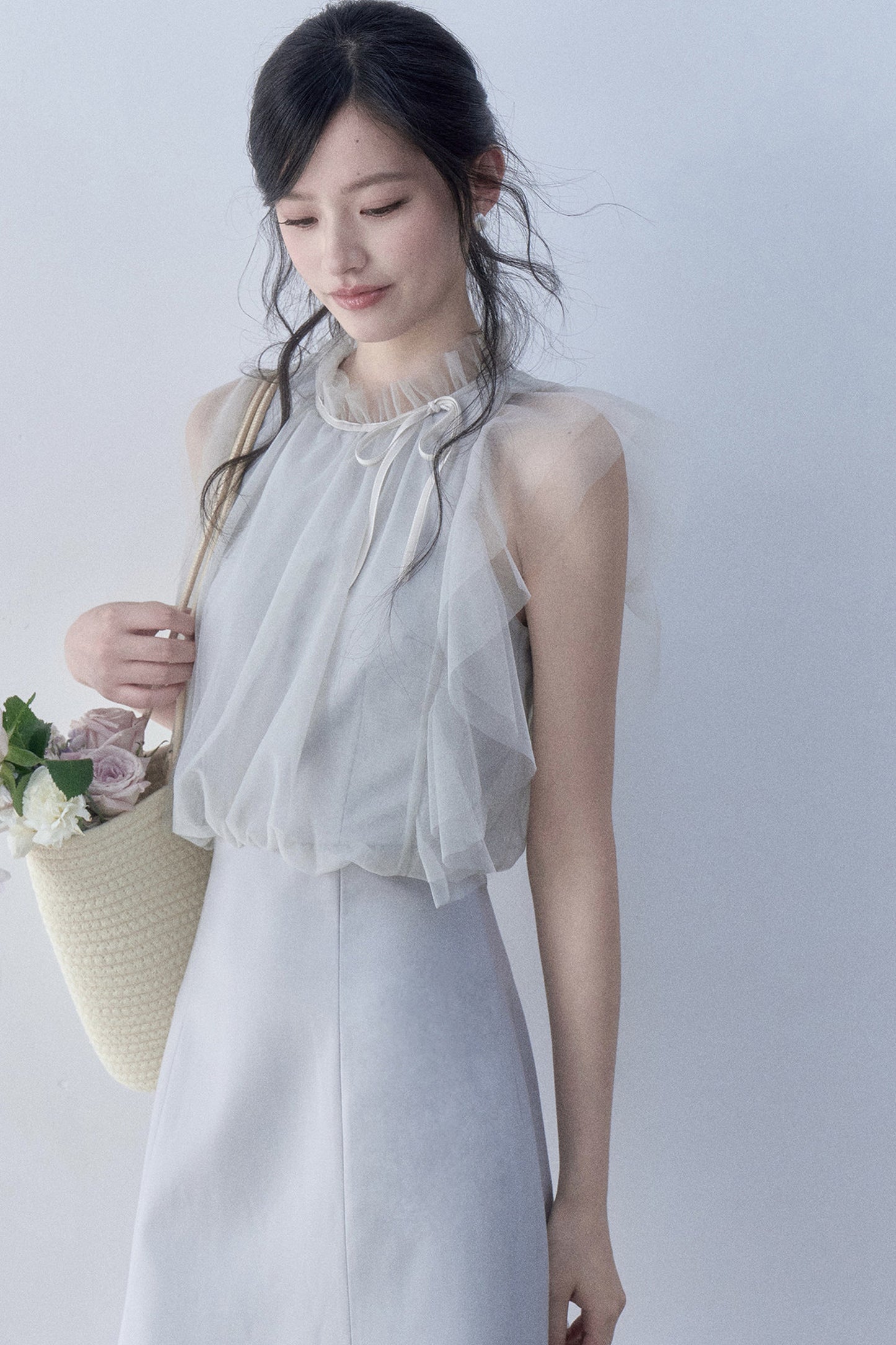 Plissiertes Kleid mit Mesh-Patchwork