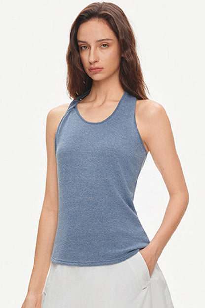 Top in maglia con scollo all’americana annodato
