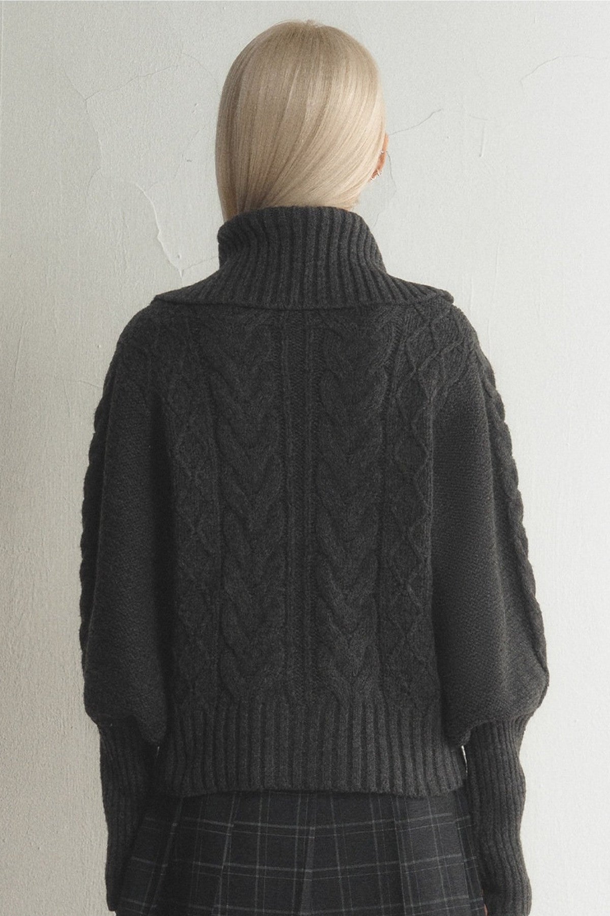 Large Lapel Cable Knit Cardigan and Skirt Set-Up