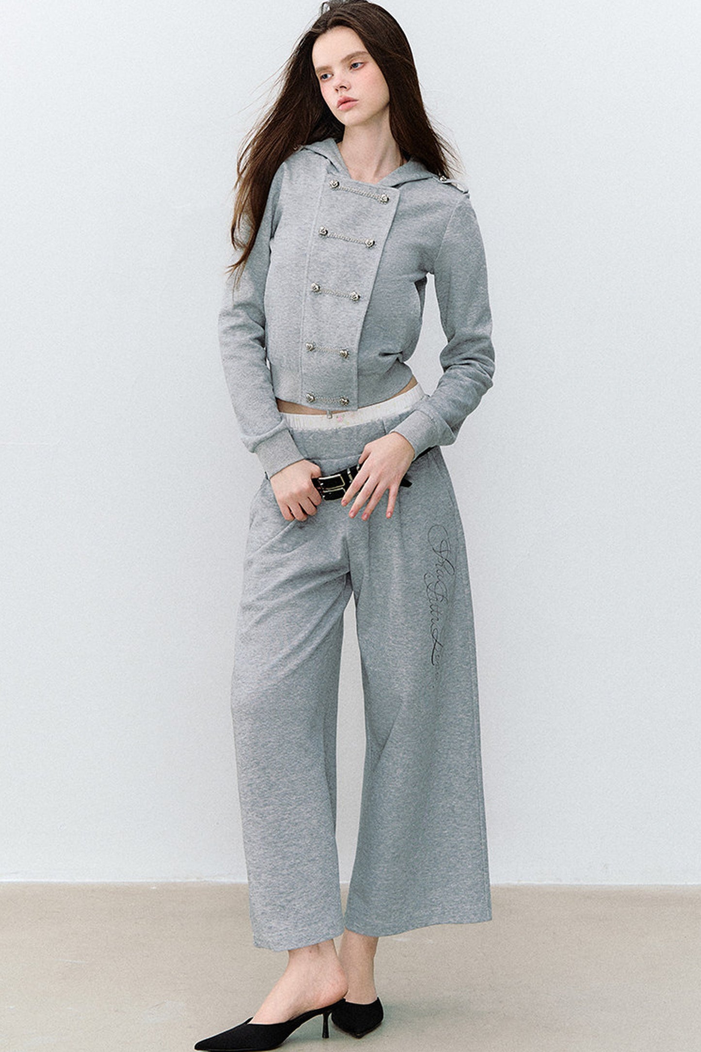 Conjunto de 3 piezas de sudadera con capucha cruzada y pantalones