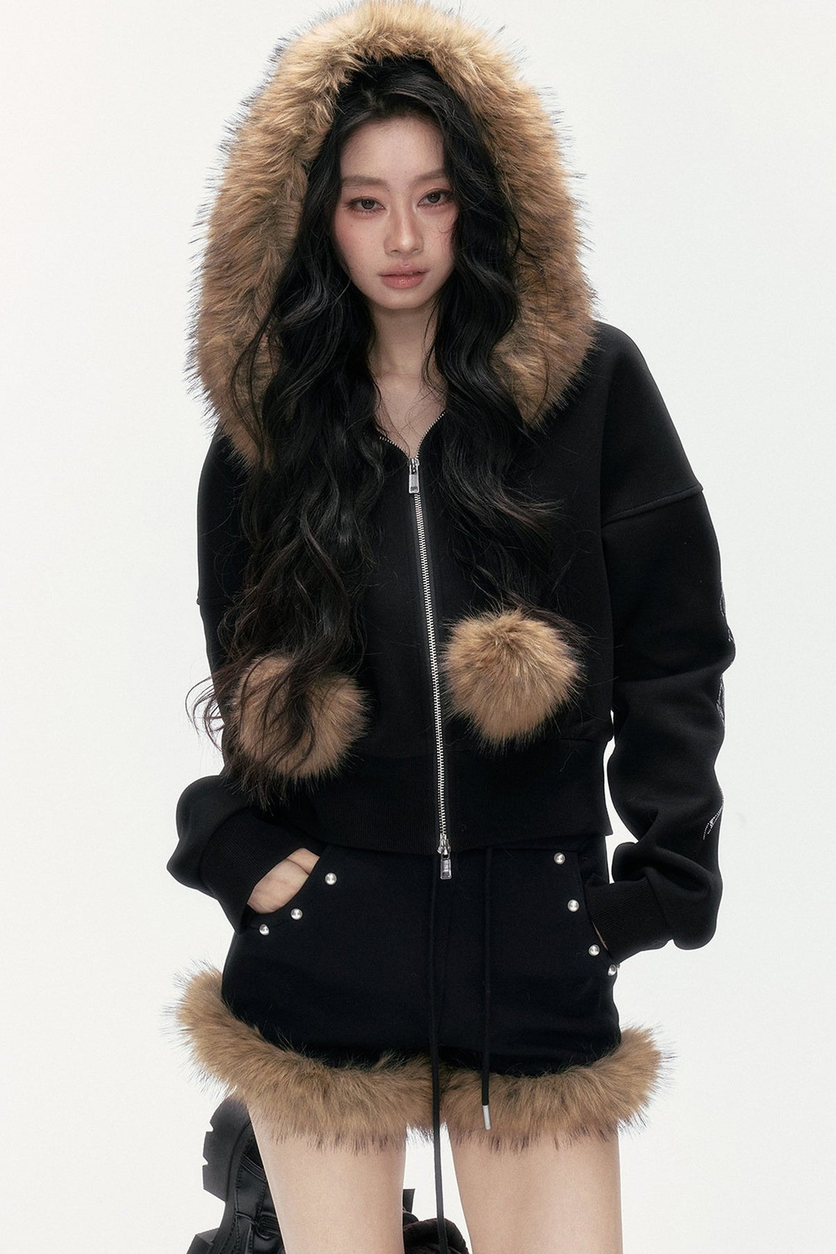 Studded Embroidered Detachable Fur Collar Sweatshirt And Shorts Set-Up