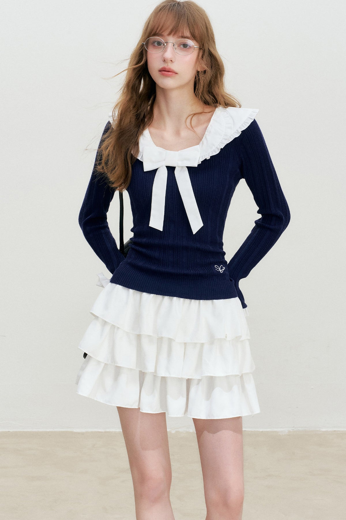 Doll Collar Detachable Bow Knit Top