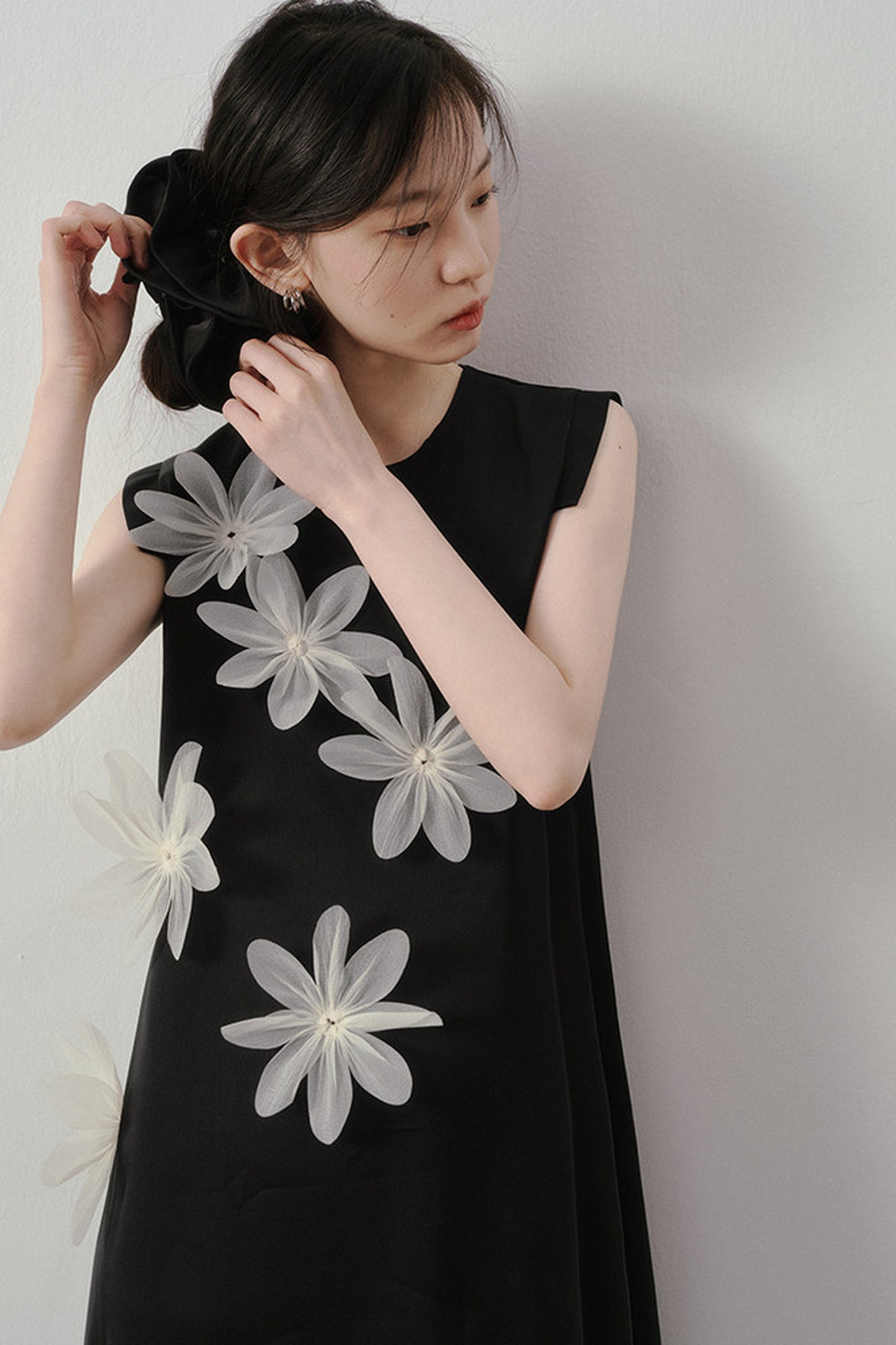 3D Floral Appliqué Satin Sleeveless Dress