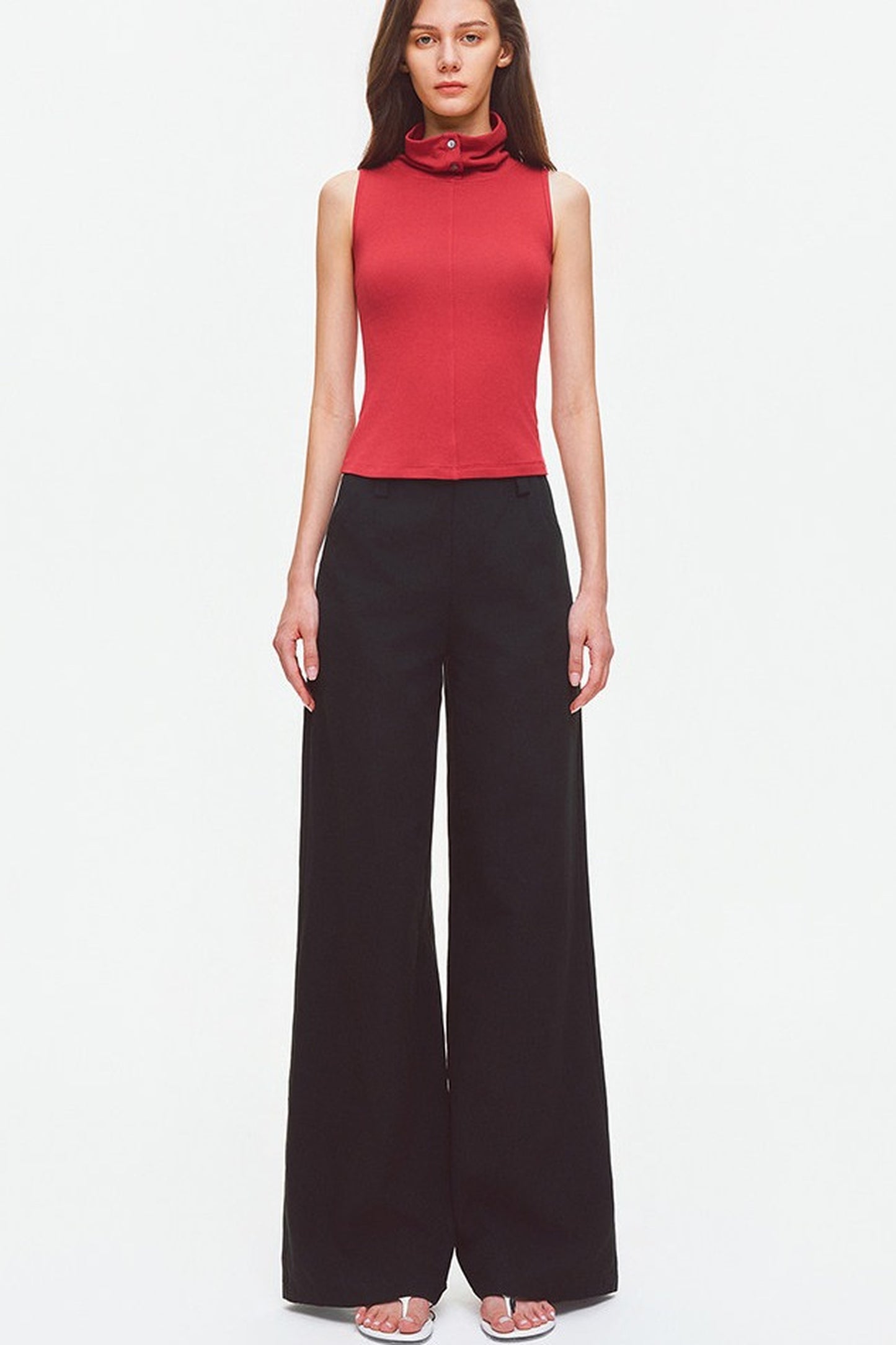 Convertible Collar Sleeveless Knit Top