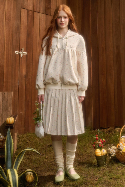 Hoodie and Pleated Skirt Set-Up