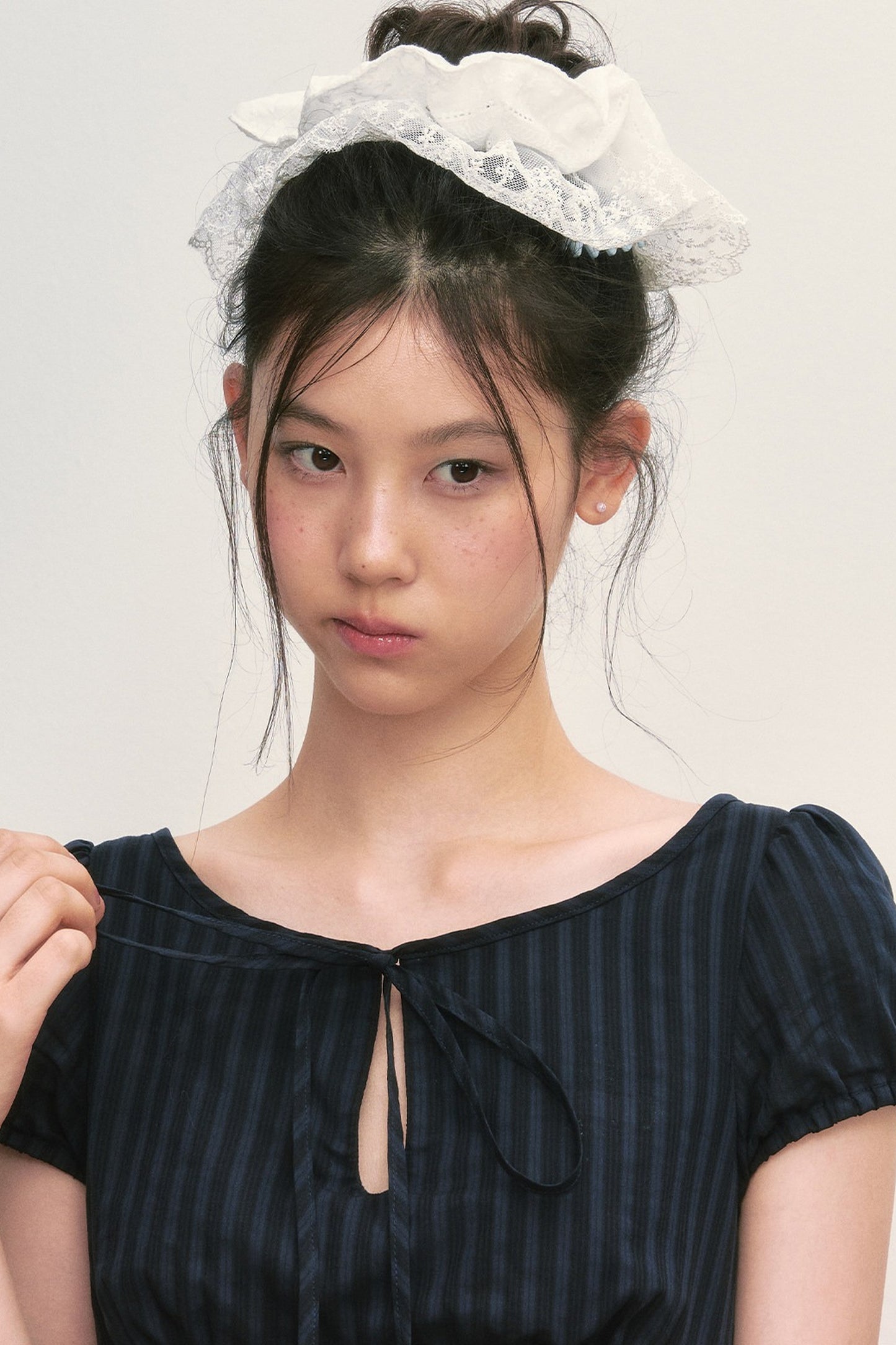 Vestido de línea A a rayas con mangas abullonadas
