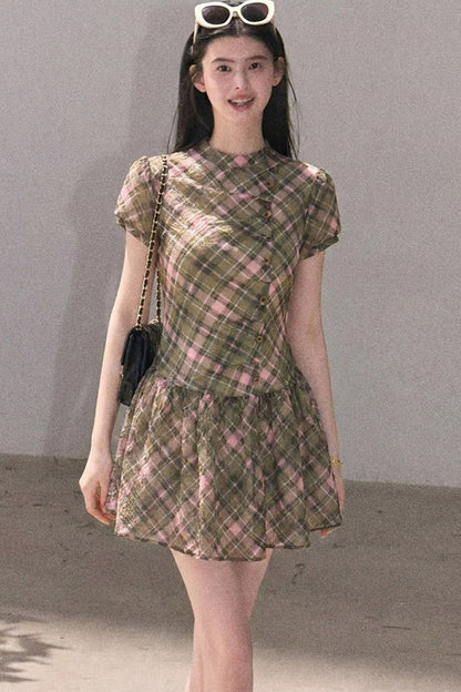 체크 퍼프 소매 원피스
