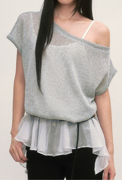Top con inserti e spalle scoperte