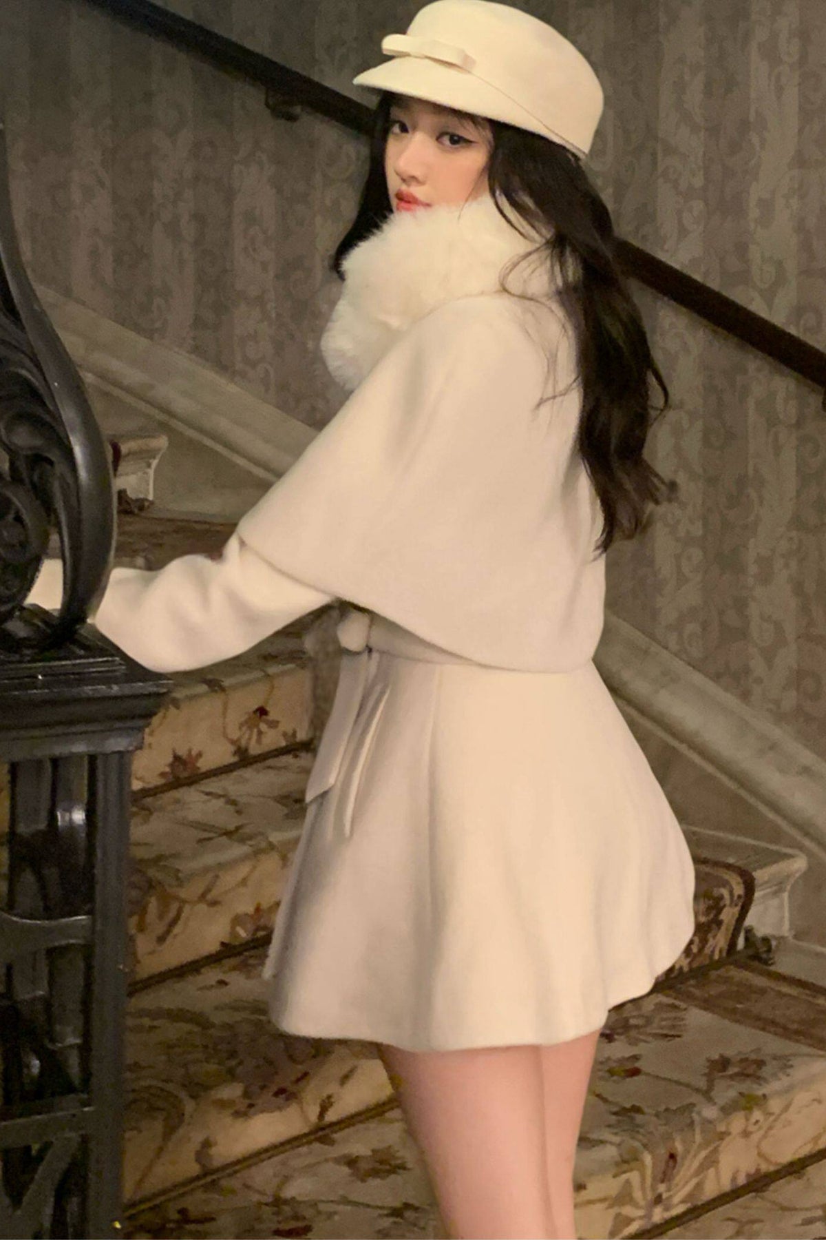 Detachable Cape Coat Set-Up