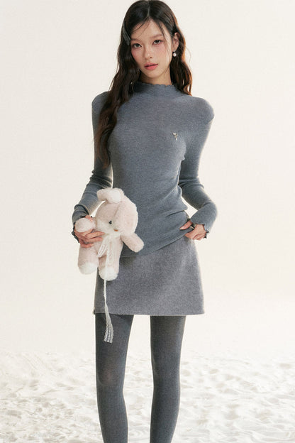 Ruffled Half-Turtleneck Long-Sleeve Base Layer Top