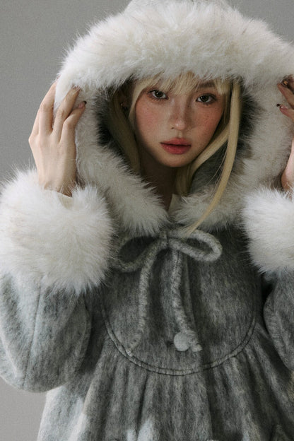 Honeysuckle Water Ripple Wool Cape