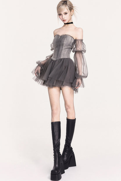 Abito romantico in tulle stile corsetto