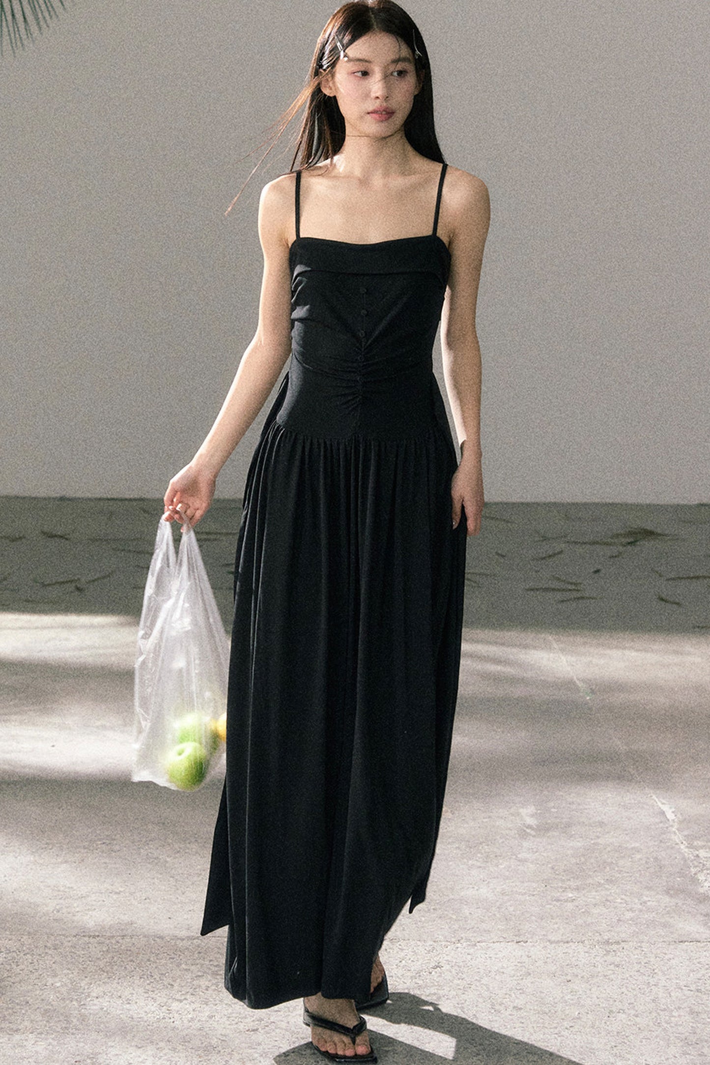 Plissiertes Trägerkleid aus Lyocell