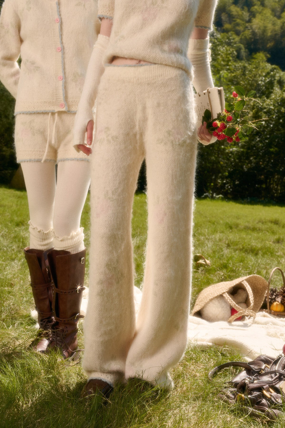 Conjunto de cárdigan y pantalón de punto de lana suave