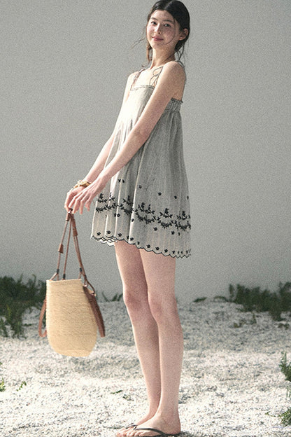 Double-Sided Wave Hem Dress