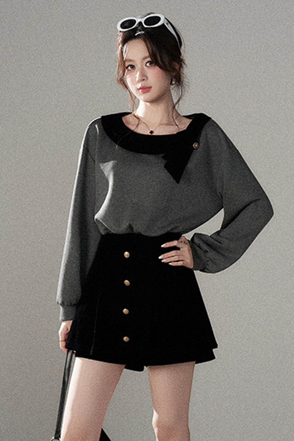 Gray Pullover Sweatshirt and Black Skirt Set-Up