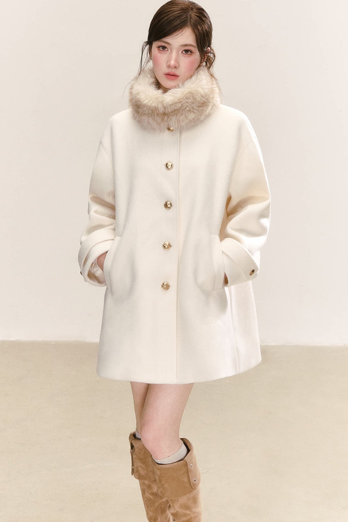 White Wool Blend Detachable Fur Collar Coat